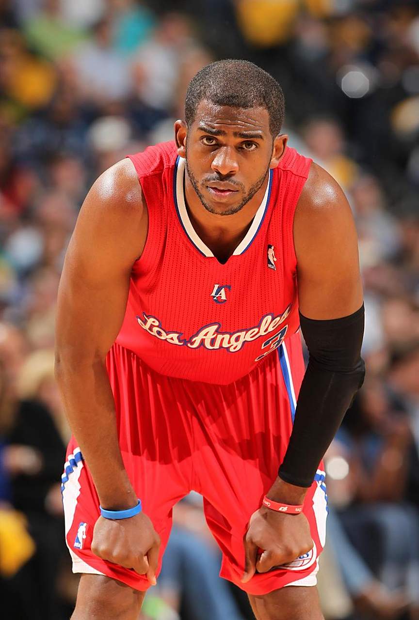 中彰显了他 中彰显了他