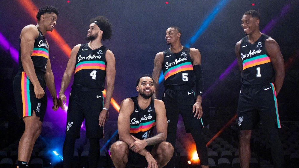 手的现场影 手的现场影