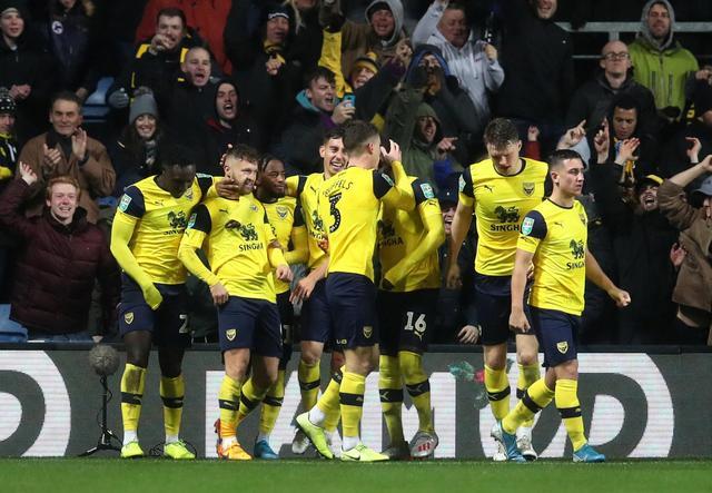 结伴而来 结伴而来